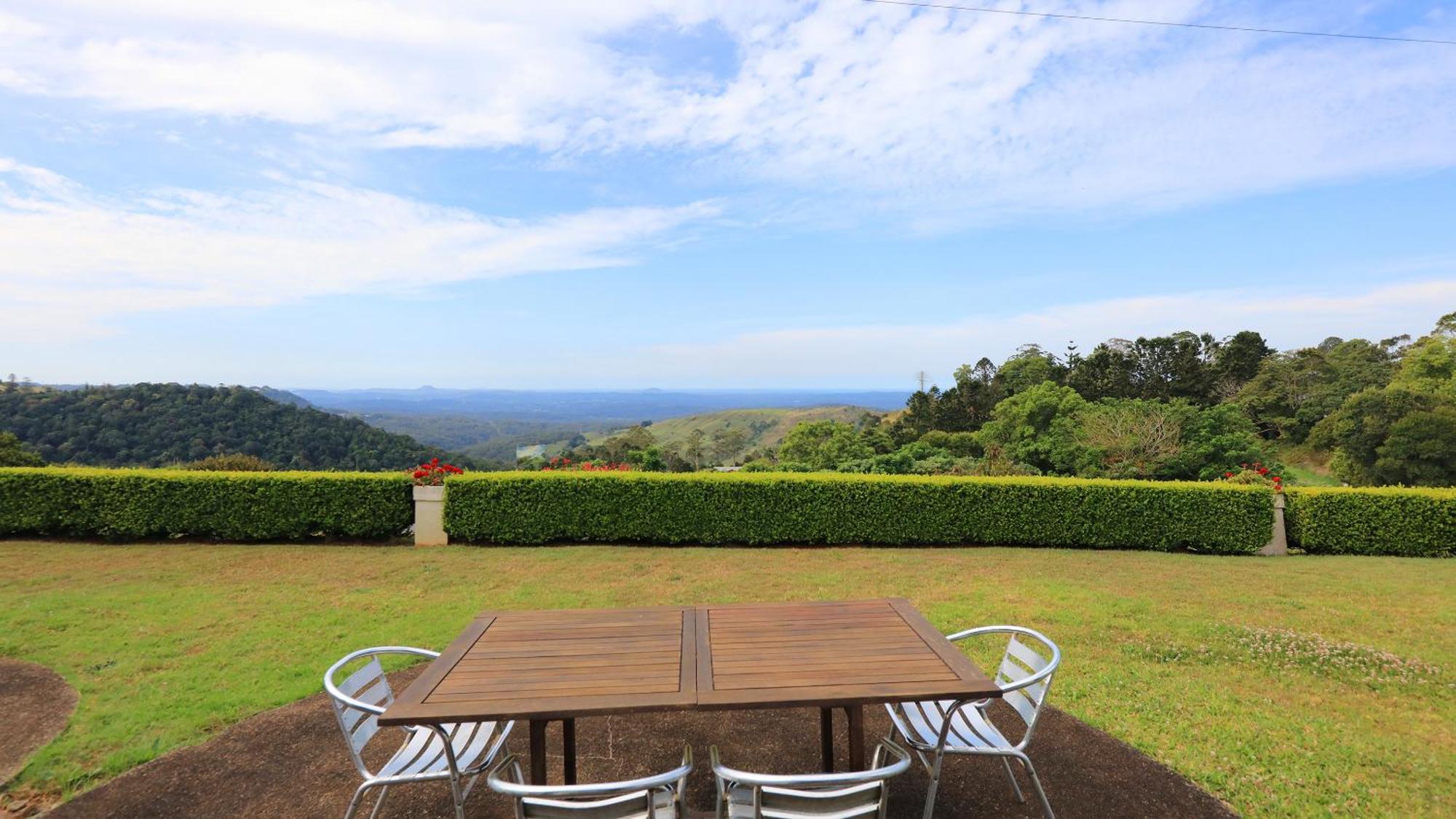 Maleny Views Motel Exterior foto